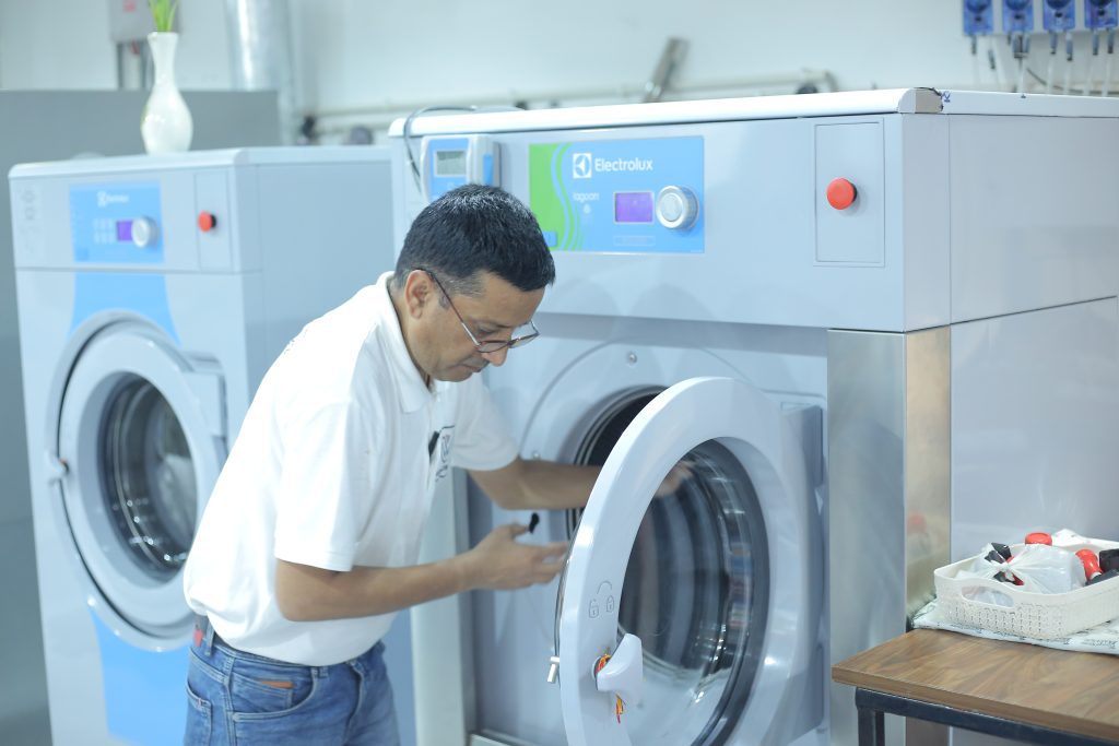 dry cleaning in Noida